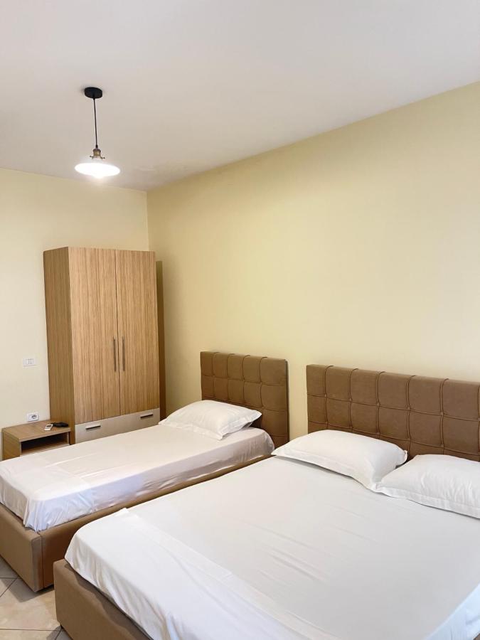 Noi Sea View Studio Vlore Bagian luar foto
