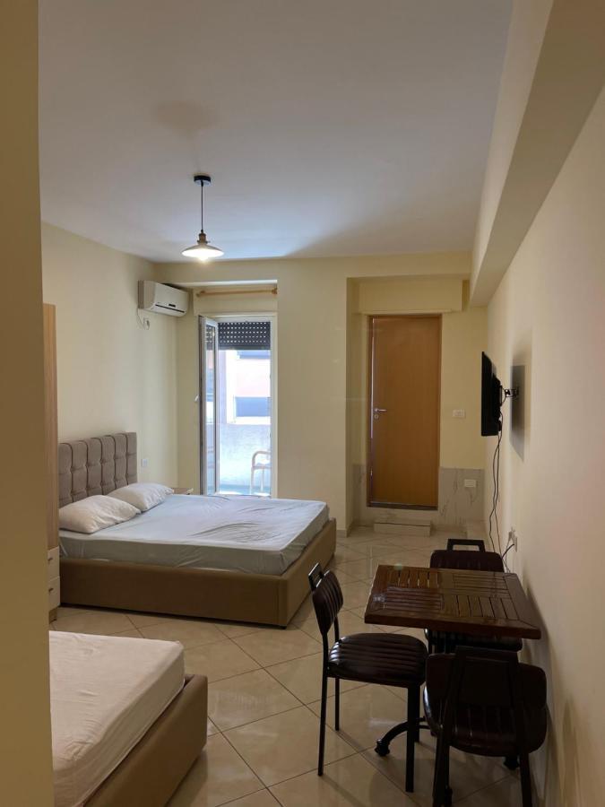 Noi Sea View Studio Vlore Bagian luar foto